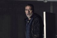 11x03 Negan