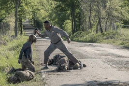 5x09 Strand killing walkers