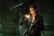 Dead City 1x03 Maggie