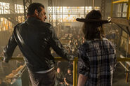 The-walking-dead-episode-707-carl-riggs-3-935