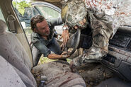 The-walking-dead-episode-712-rick-lincoln-7-935