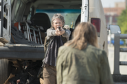 AMC 506 Carol Shoots Walker