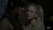 Beth hugging Daryl episode version than trailer version