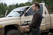 Walking-Dead-310-BTS-03