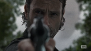 10x13 Rick kills Michonne