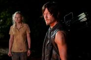 Beth and Daryl among the burning building! ♪