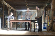 Walking-Dead-313-bts-b