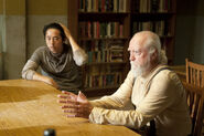 Glenn and Hershel 4x02