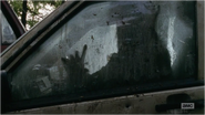 5x09 She Is Trapped In Her Car