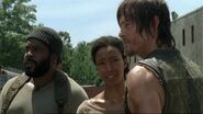 Sasha speaks to daryl 408