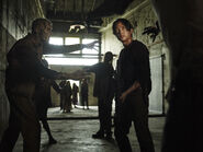 The-Walking-Dead-6Set2014-4