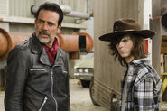 The-walking-dead-episode-707-carl-riggs-2-935