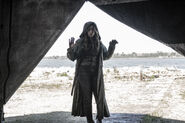 FTWD 8x12 Badass Alicia