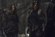 11x01 Maggie and Daryl