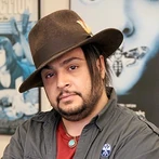 Siavash Farahani.jpg (27 KB) Siavash Farahani (S1)