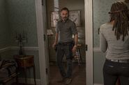 The-walking-dead-episode-814-rick-lincoln-michonne-gurira-935