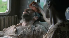 1х05 Жаки ухаживает за Джимом