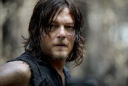 The-walking-dead-season-6-first-look-daryl-reedus-935