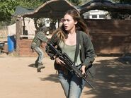 Fear-the-walking-dead-episode-312-alicia-debnam-carey-pre-800x600