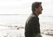 Fear-the-walking-dead-episode-106-travis-curtis-935