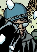 ManWithGlasses deluxe.jpg (37 KB) Issue 80