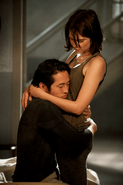 Glenn and Maggie S04E01