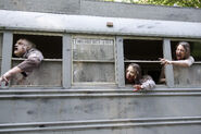 TWD 4x10 Walker Bus