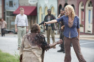 TWD 3x09 Undead Execution