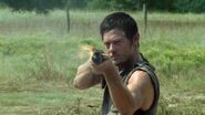 The-walking-dead-remington-870-daryl-season-two