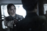 FTWD 8x02 Sherry and Adrian