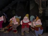 Snow-white-disneyscreencaps.com-3100