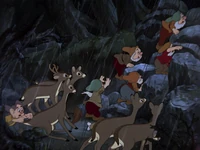 Snow-white-disneyscreencaps.com-8889