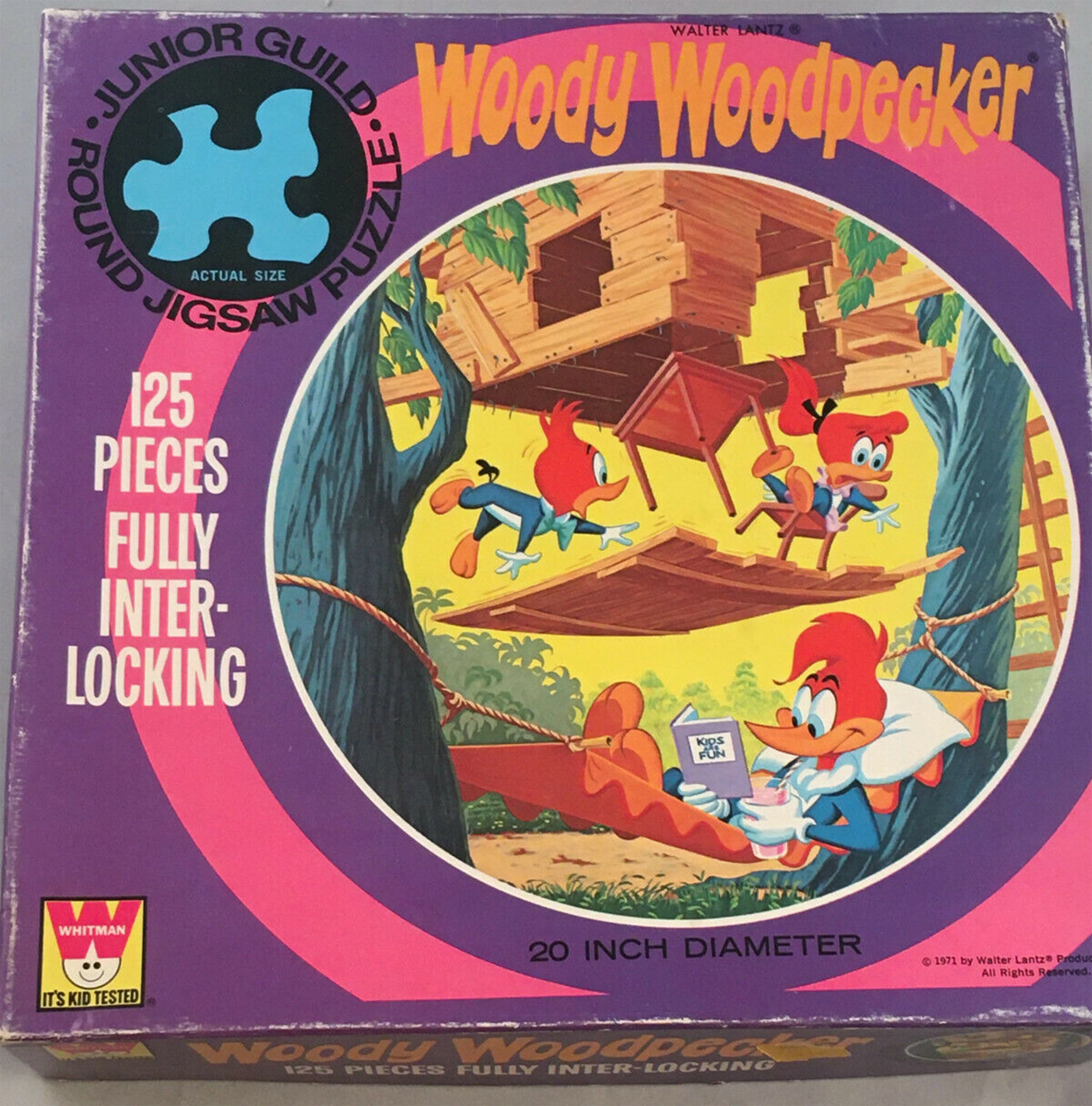 Woody Woodpecker - Falling Treehouse - 125 Piece Round Puzzle