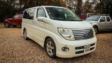 Nissan Elgrand real