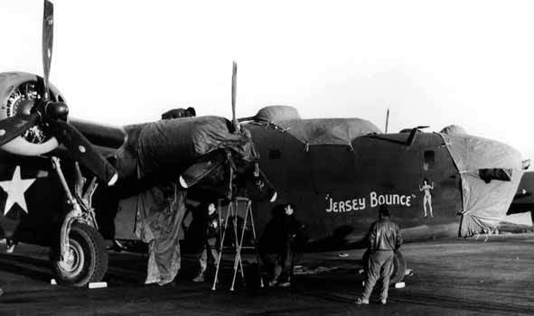 dier Ordelijk Werkgever B-24D (Jersey Bounce) 42-40609 | Warbirds Wiki | Fandom