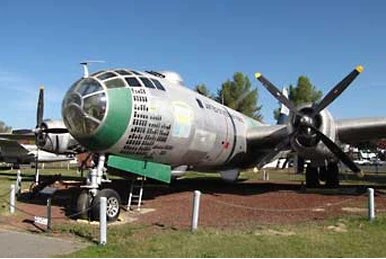 化石　B-17 B-17フライングフォートレス（シルバー）スーパーディテール1600