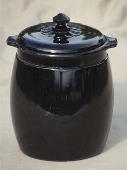 Black biscuit jar shop