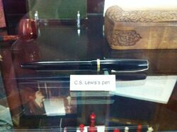 09-Lewis-Pen