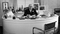 Louis B Mayer