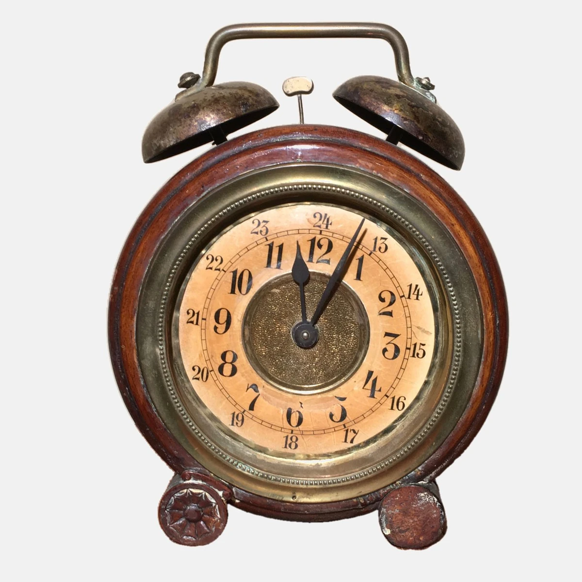 Louis Essen's Alarm Clock Warehouse 13 Artifact Database Wiki Fandom