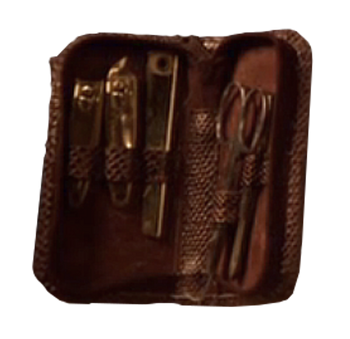 Clark Gable's Grooming Kit2