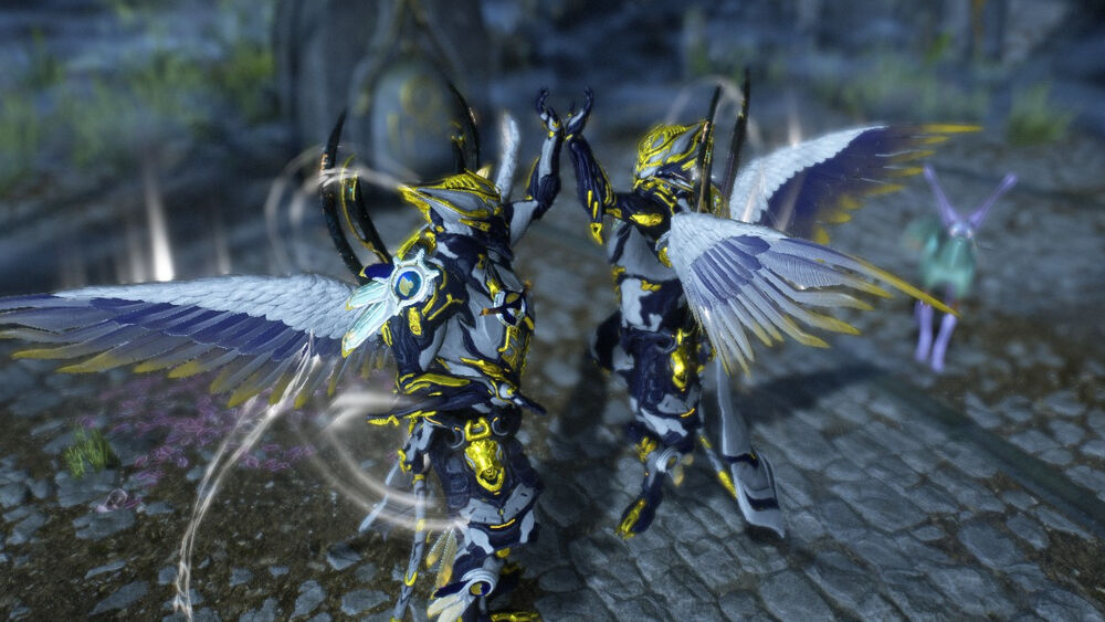 Wukong Prime and Twin doing Handshake
