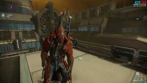 Warframe 2015-05-16 12-02-12-78.jpg (139 KB) Tonfa storage on Chroma (front)
