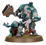 A Genestealer Cult Abominant armed with a Power Sledgehammer, accompanied by its Mindwyrm Familiar