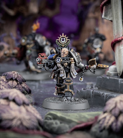 Deathwatch Chaplain (mini)