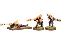 Three Tau Pathfinders armed with an older Rail Rifle design