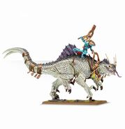 8th Edition. (Skinks Oracle on Troglodon - Side View)