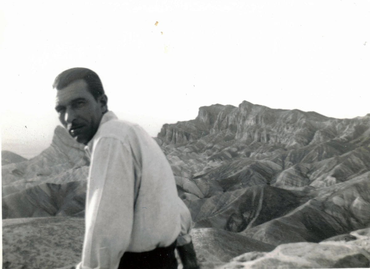 Noel M. Smith Warner Bros. Entertainment Wiki Fandom