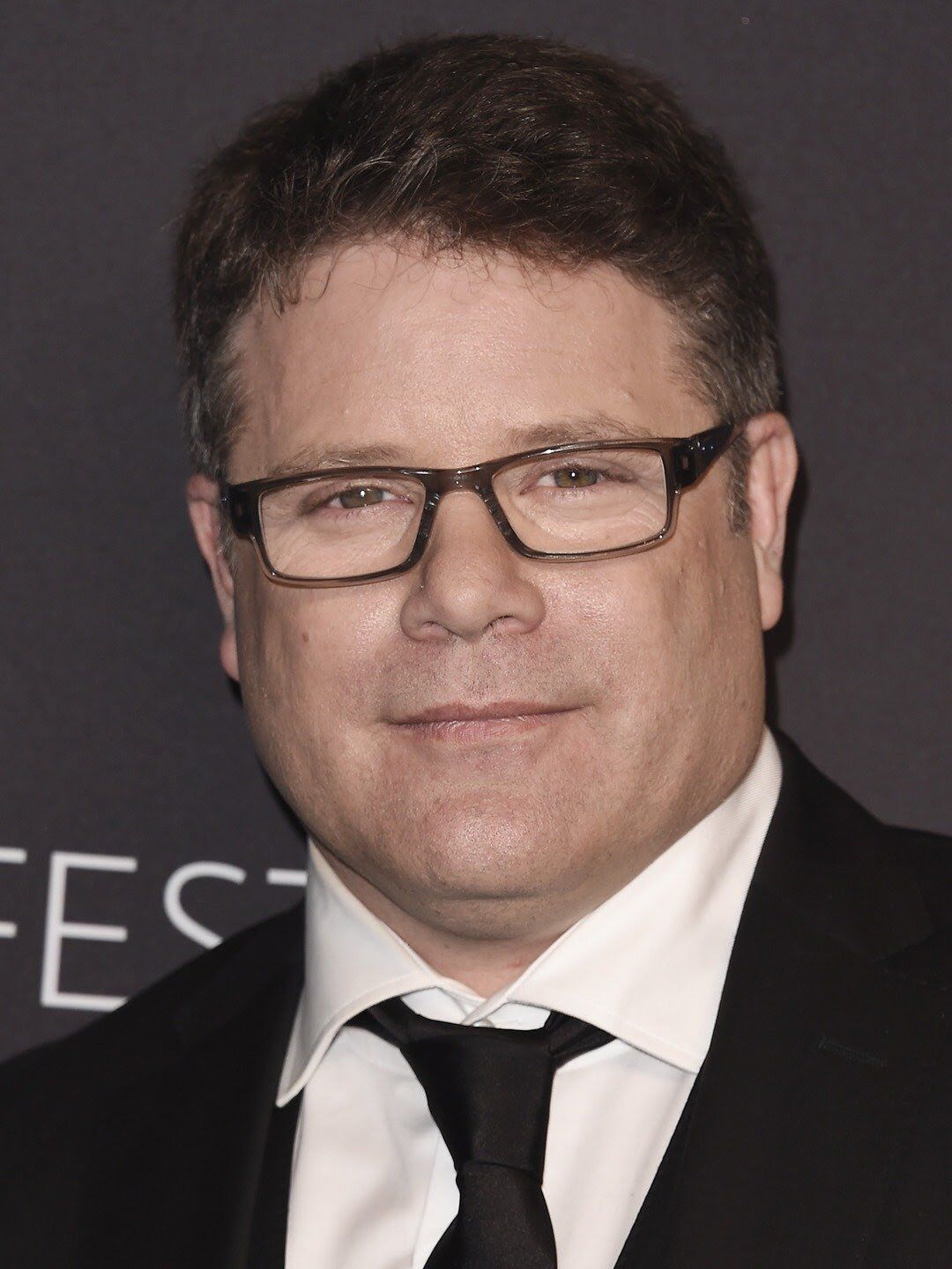 Sean Astin Warner Bros. Entertainment Wiki Fandom