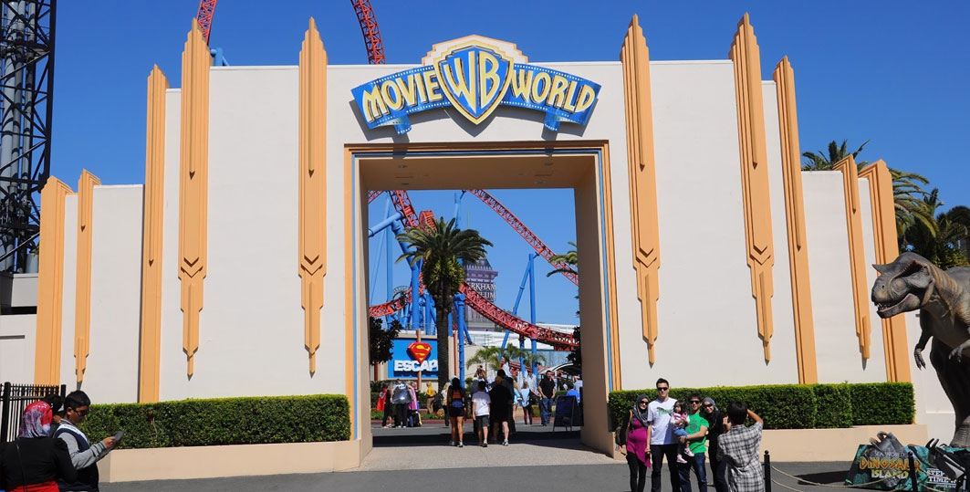 Warner Bros. Movie World Review, Hollywood on the Gold Coast